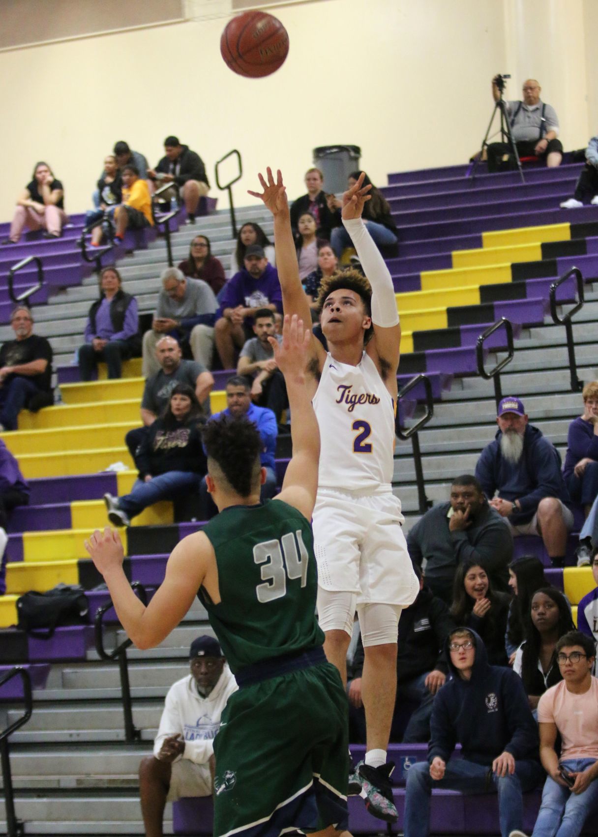 Tigers fight past shooting woes, down Miners